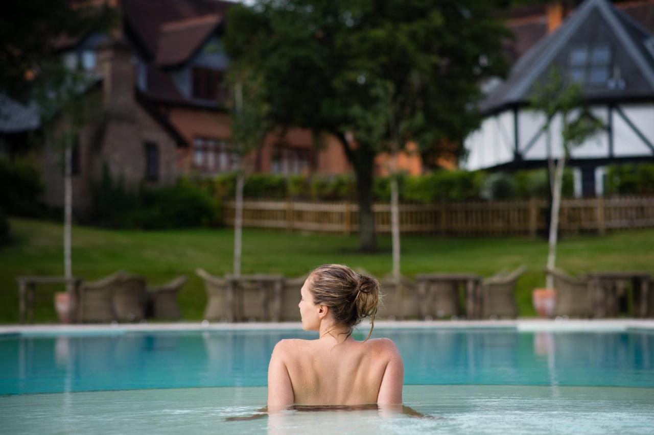 Pennyhill Park Hotel And Spa Bagshot Esterno foto